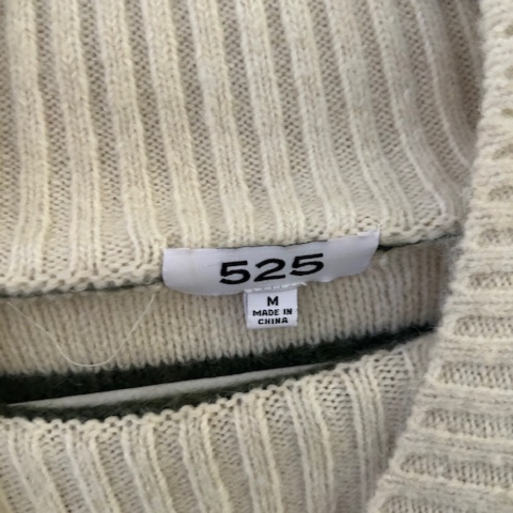 Sweater - Picture 3 of 4